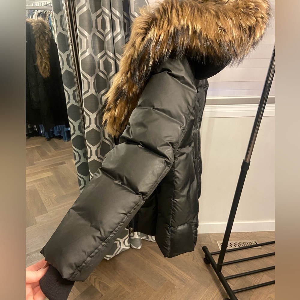 Mackage winter jacket. Size medium. - Picture 5 of 9
